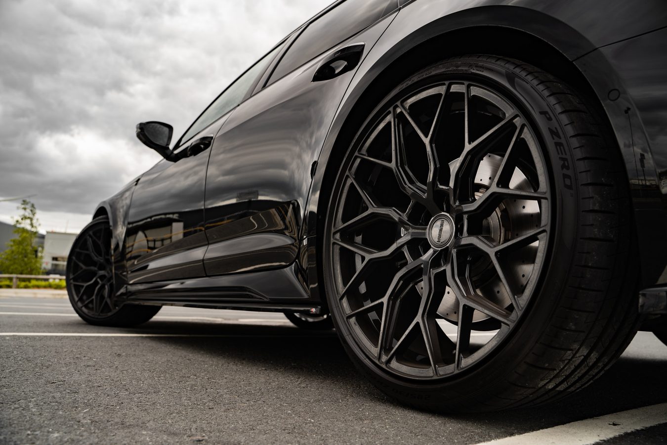 Audi RS6 C8 Riviera RF108 Black on Black