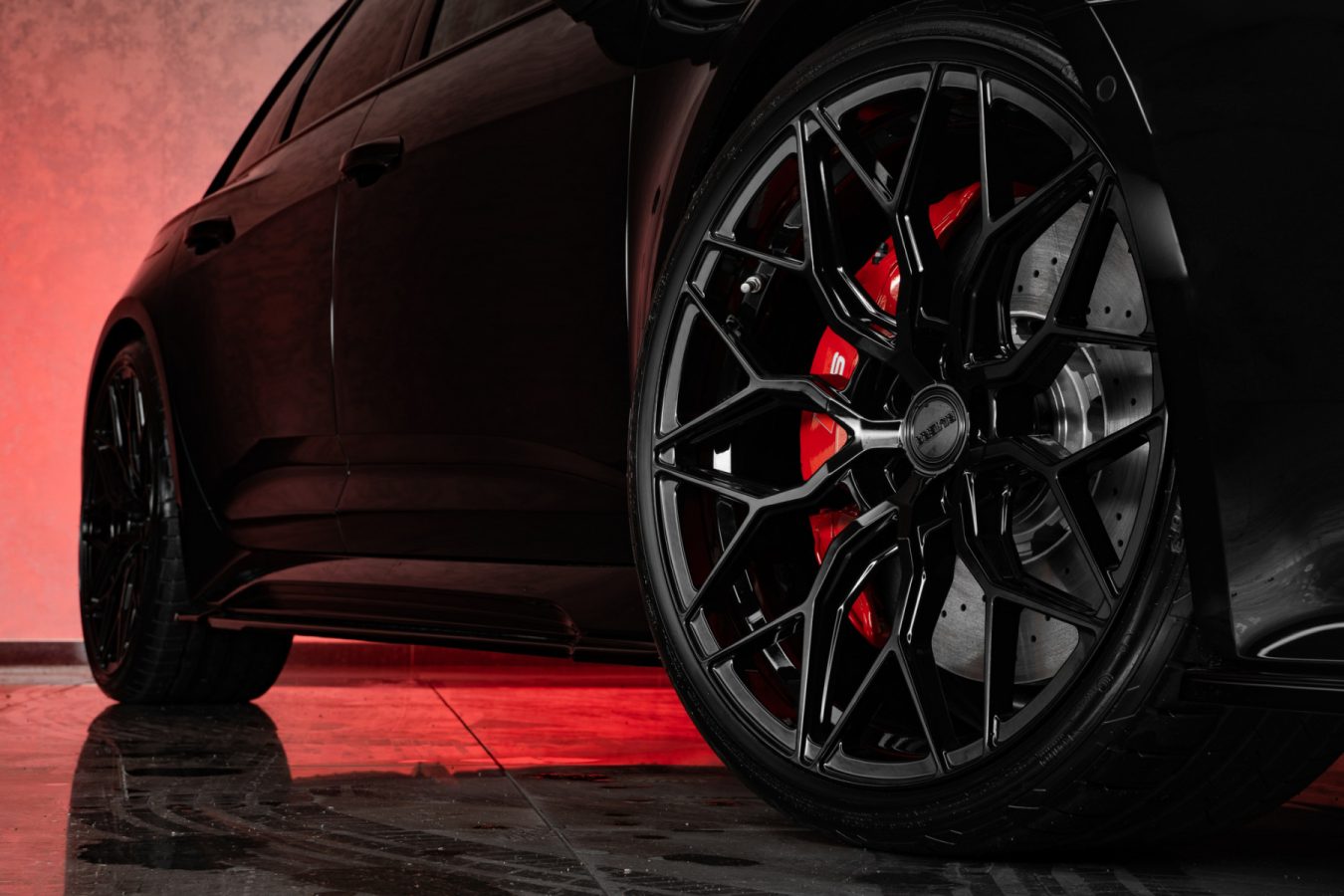 Audi-RS6-C8-Riviera-RF108-Gloss-Black