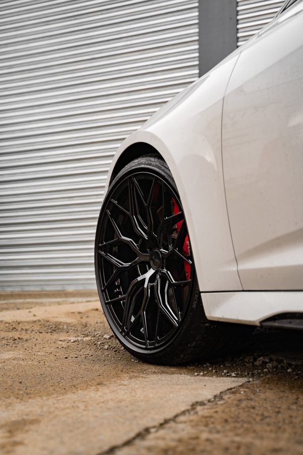 Audi RS6 C8 White Riviera RF108