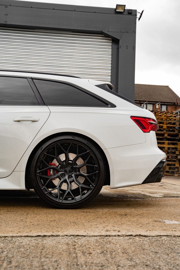 Audi RS6 C8 White Riviera RF108