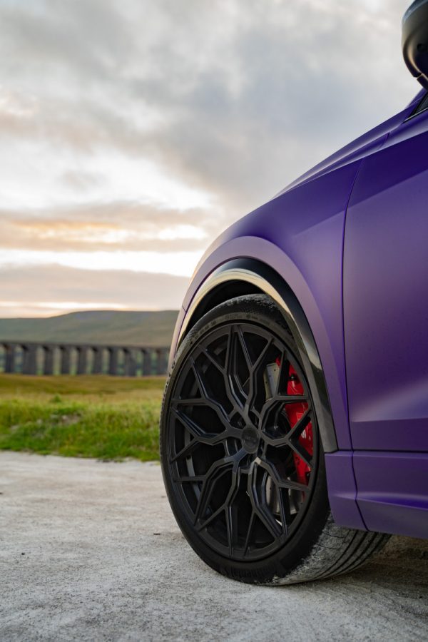 Audi-RSQ8-Riviera-RF108