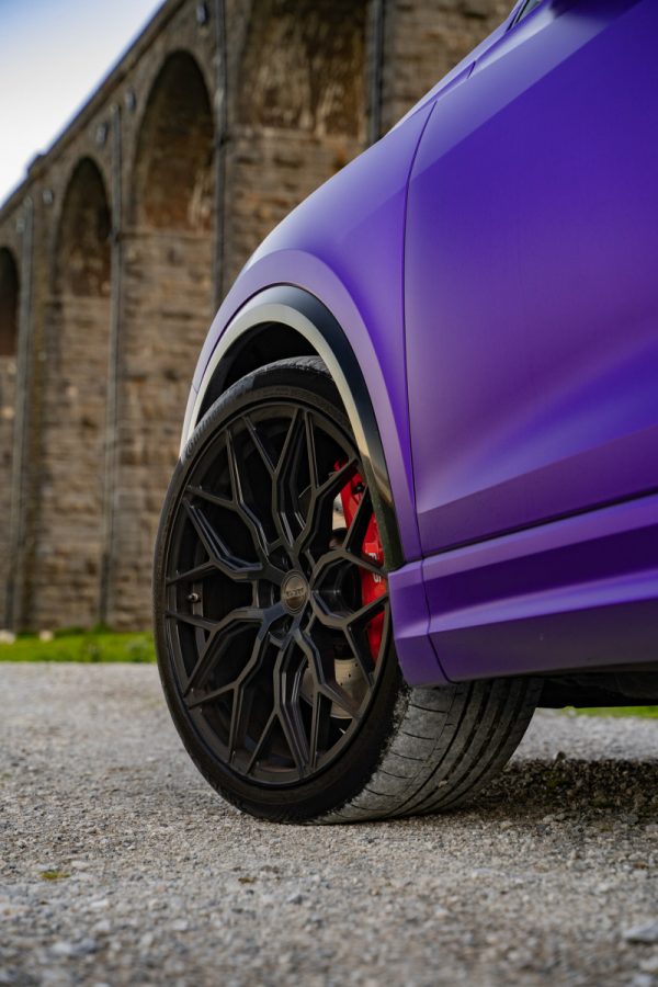 Audi-RSQ8-Riviera-RF108