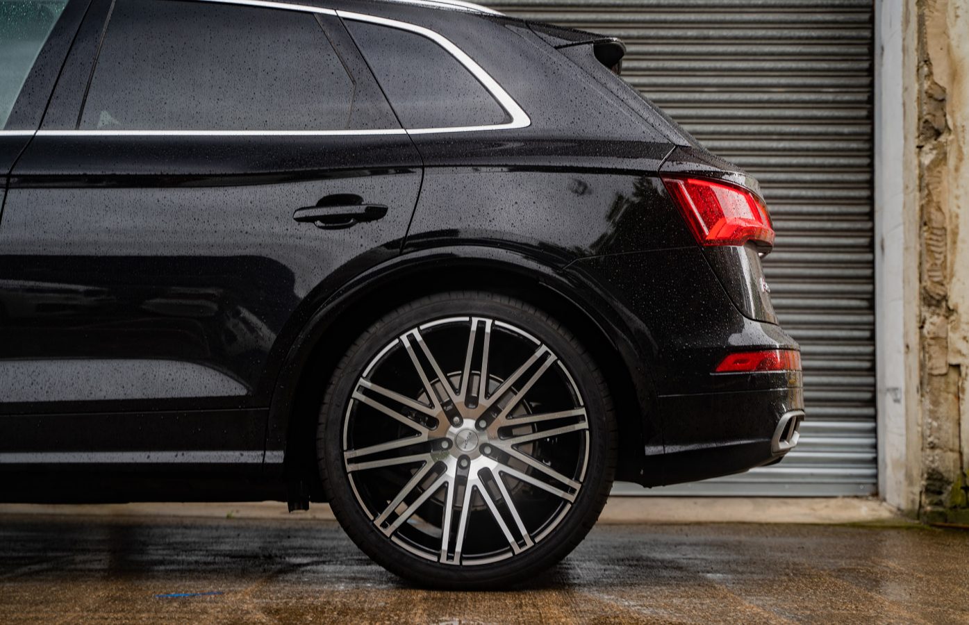 Audi SQ5 Riviera RV120