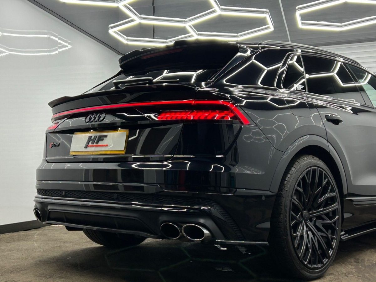 Audi SQ8 Riviera RV131