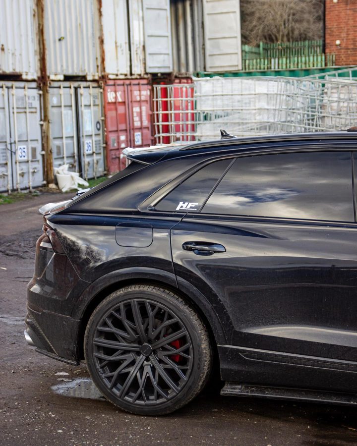 Audi SQ8 Riviera RV131