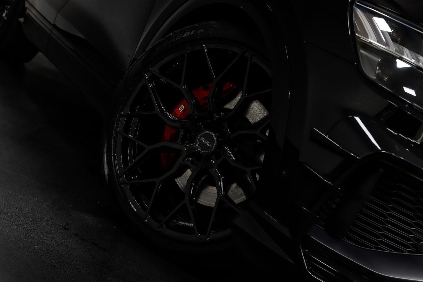 Audi SQ8 Vorsprung Riviera RF108 GB