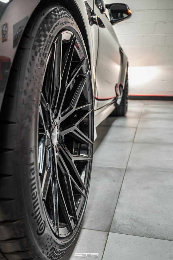 BMW M2 F87 RIviera RF101 GB