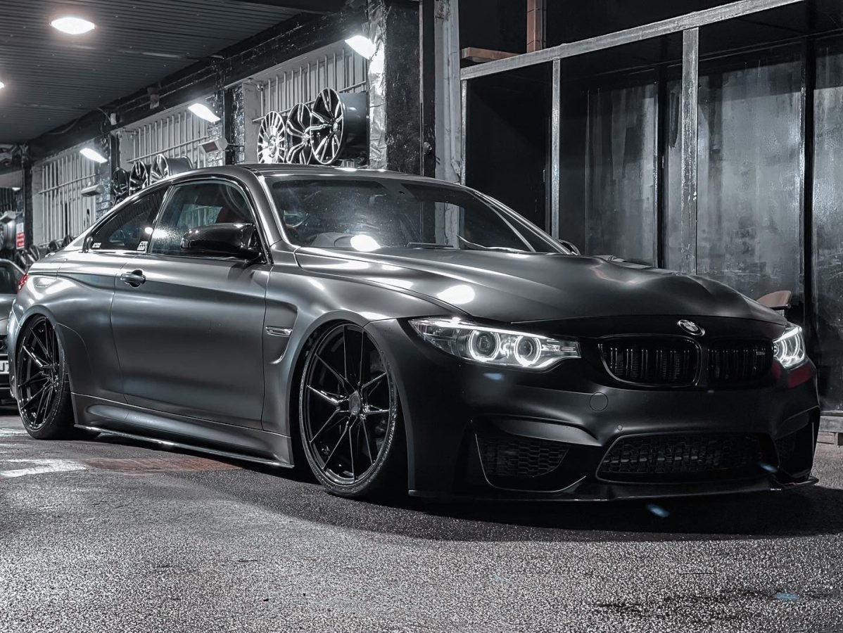 BMW M4 F82 Riviera RF107 DMO Deejay Giveaway Bagged Airlift Suspension