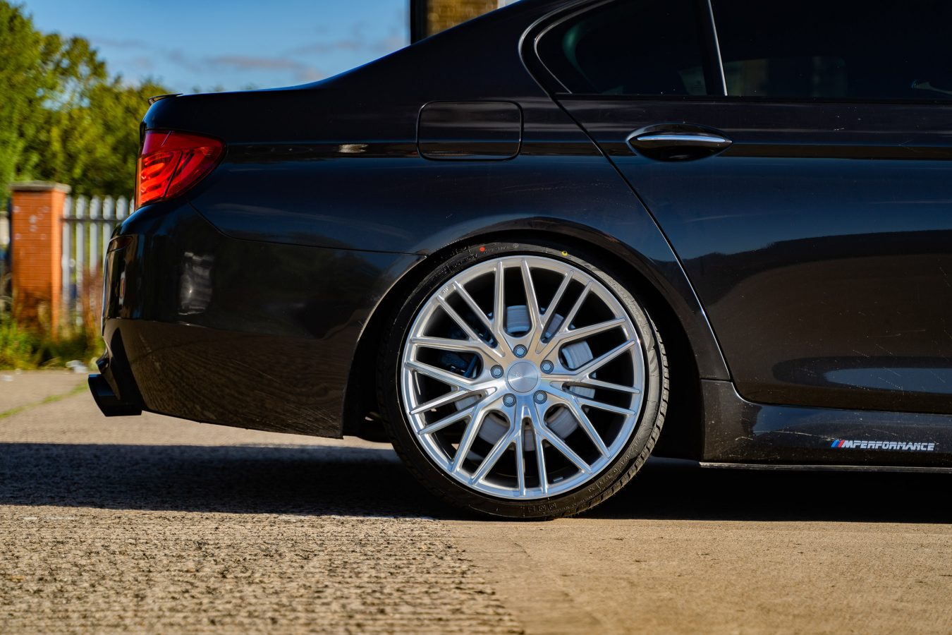 BMW M5 F10 Riviera RV130 Silver Polished