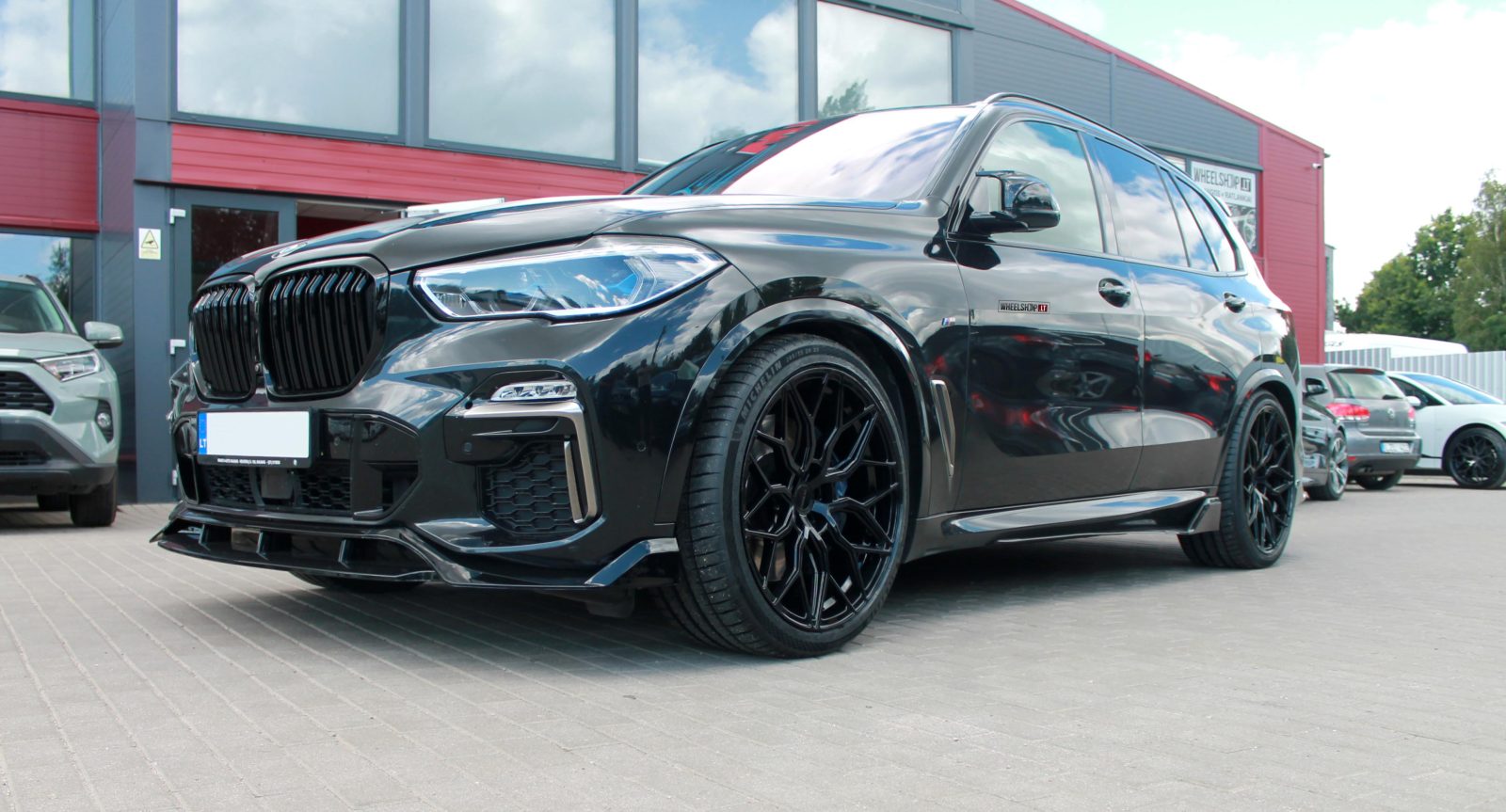 BMW X5 M50 G05 22 inch Riviera RF108 GB