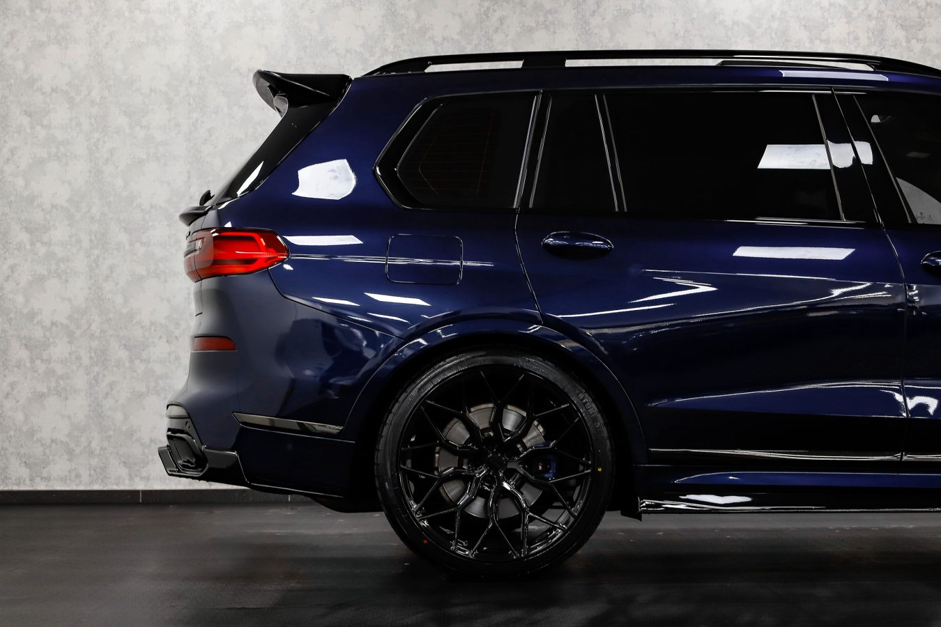 BMW X7 40d G07 Riviera RF108 GB