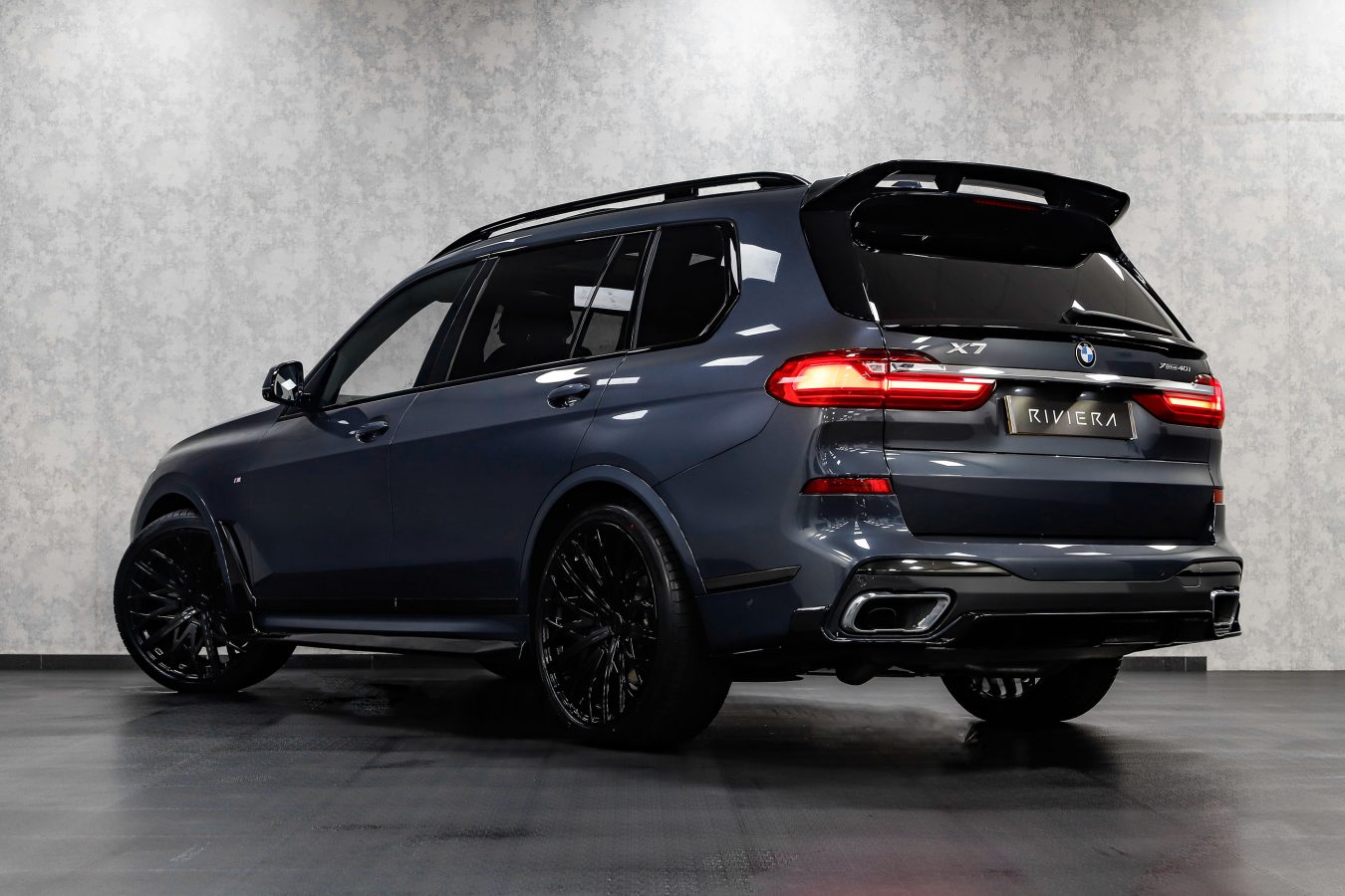 BMW X7 40i G07 Riviera RV131 GB