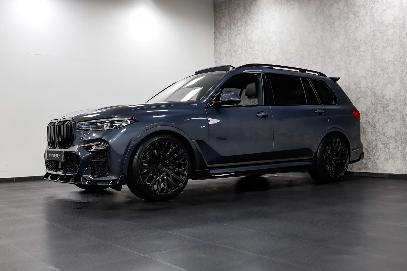BMW X7 40i G07 Riviera RV131 GB