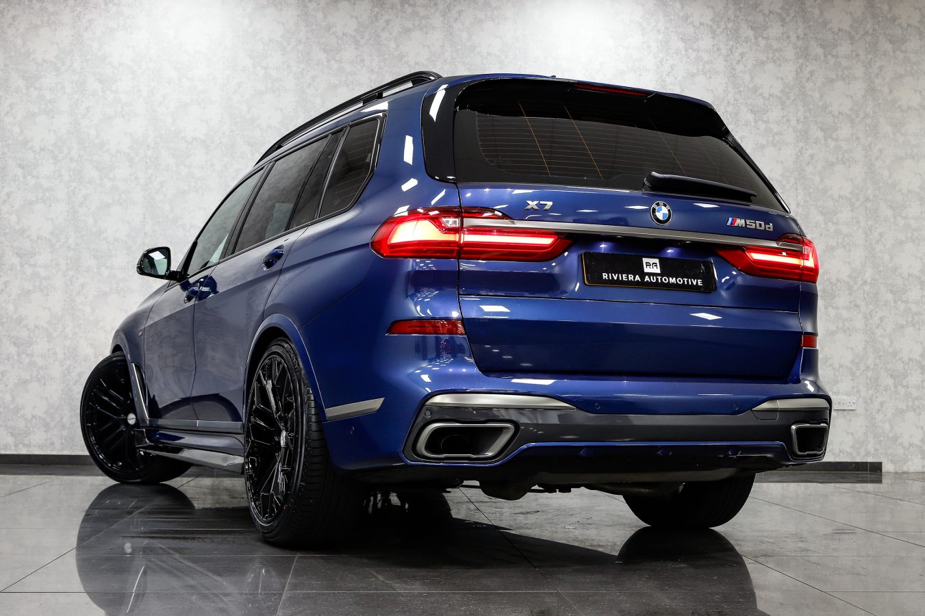 BMW X7 G07 Riviera RV198 GB