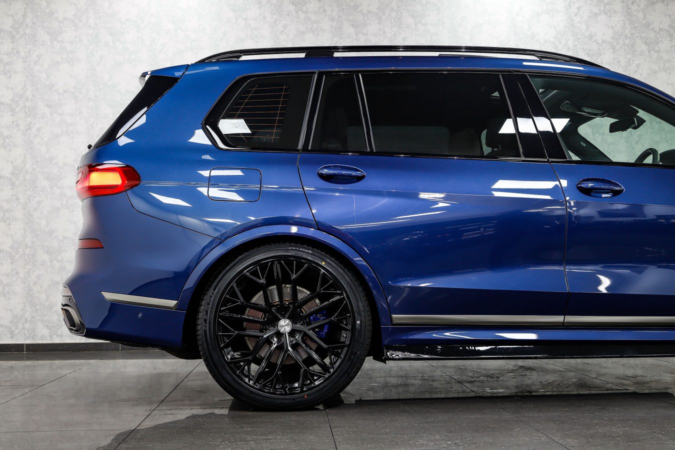 BMW X7 G07 Riviera RV198 GB