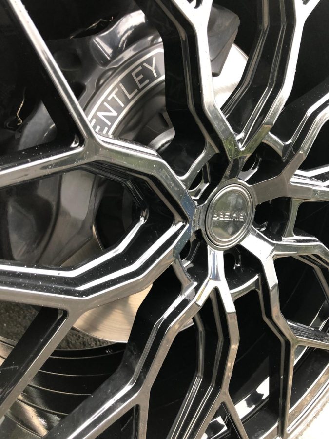 Bentley Bentayga W12 Riviera RF108 GB