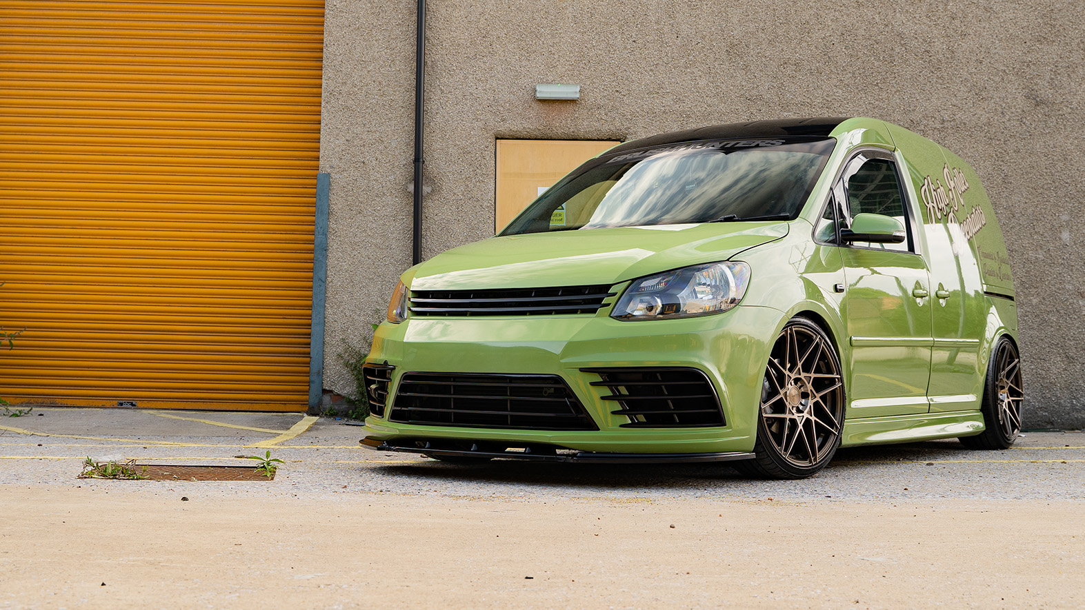 Best Alloy Wheels for Volkswagen Caddy Riviera RF2