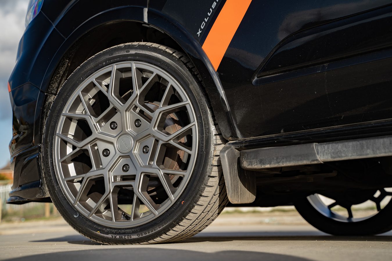 Ford Transit Custom Riviera RTX Gloss Gunmetal