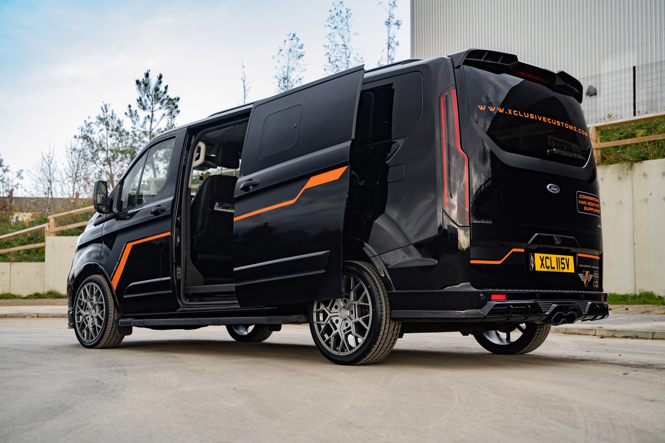 Ford Transit Custom Riviera RTX Gloss Gunmetal