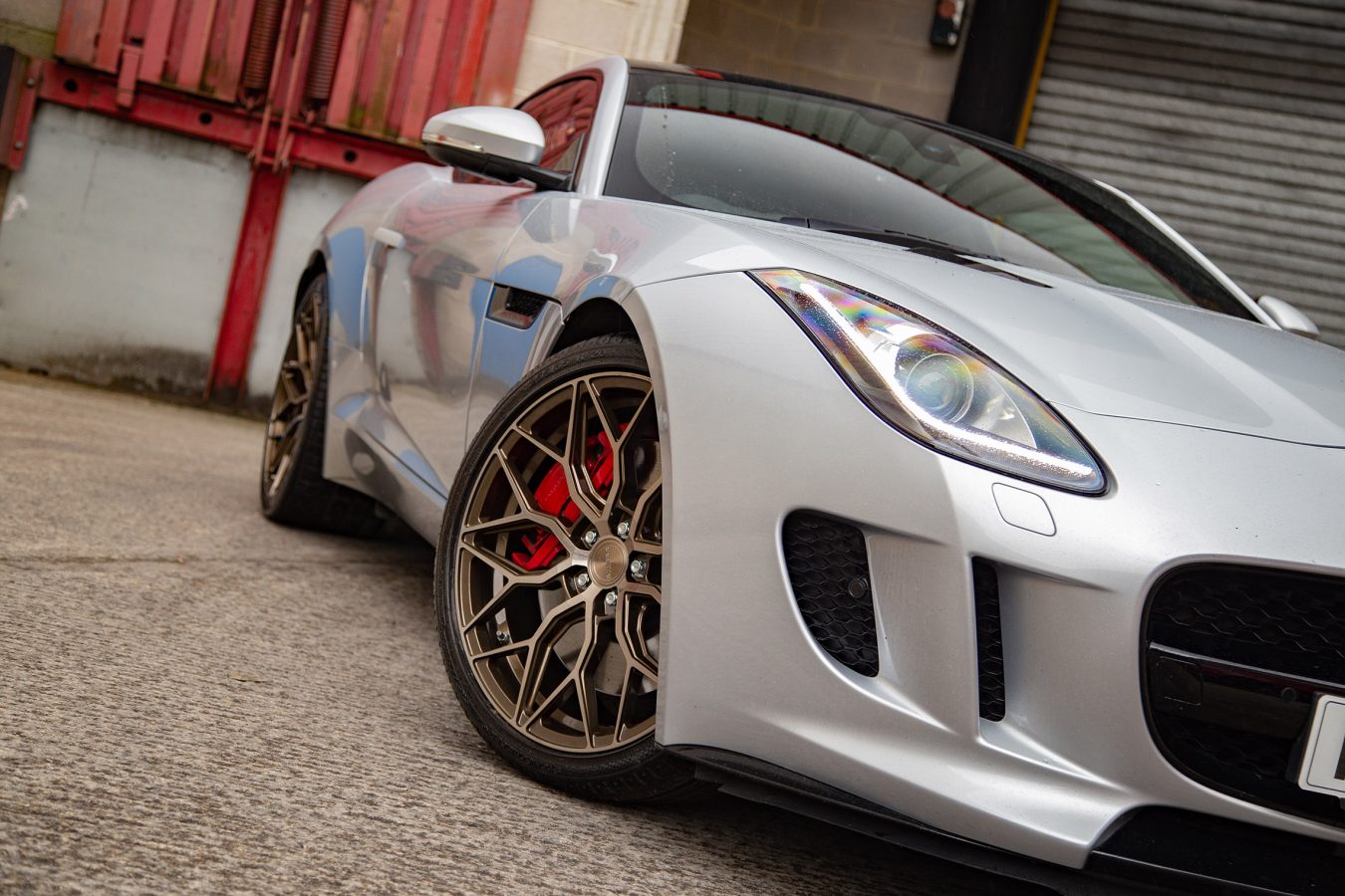 Jaguar F-Type Riviera RF108 Bronze