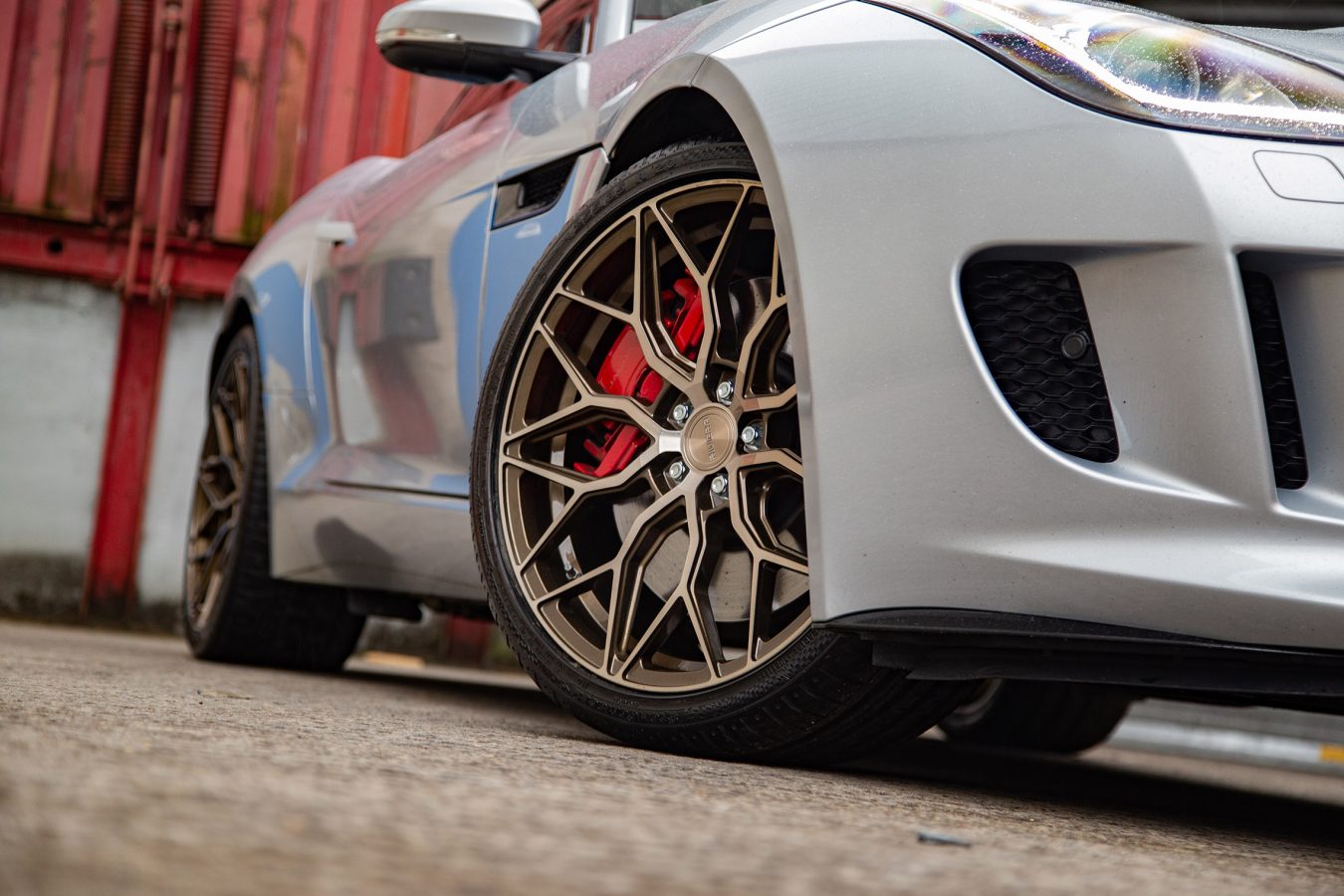 Jaguar F-Type Riviera RF108 Bronze