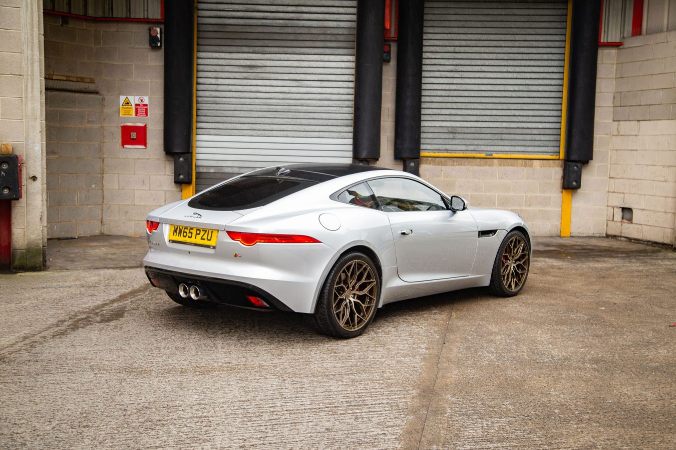 Jaguar F-Type Riviera RF108 Bronze