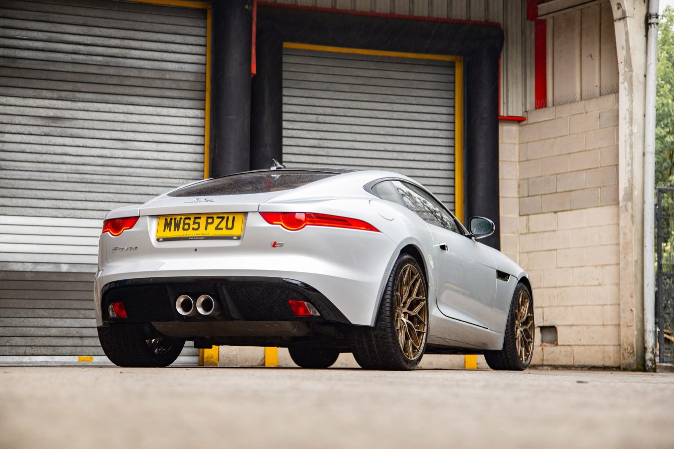 Jaguar F-Type Riviera RF108 Bronze