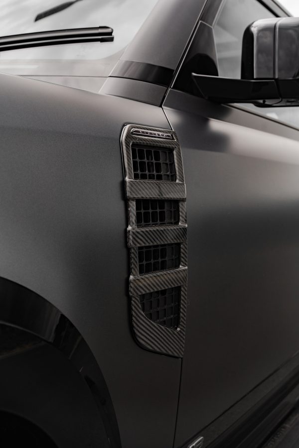 Land Rover Defender 110 Riviera RV131 GB