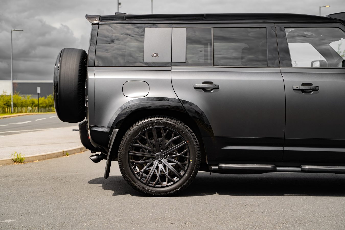 Land Rover Defender 110 Riviera RV131 GB