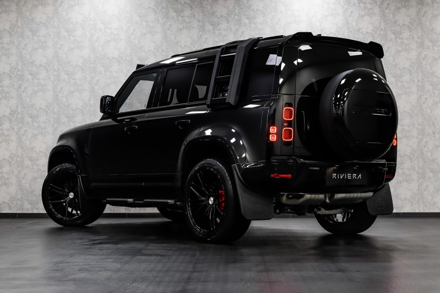 Land Rover Defender 110 Riviera RV130 GB
