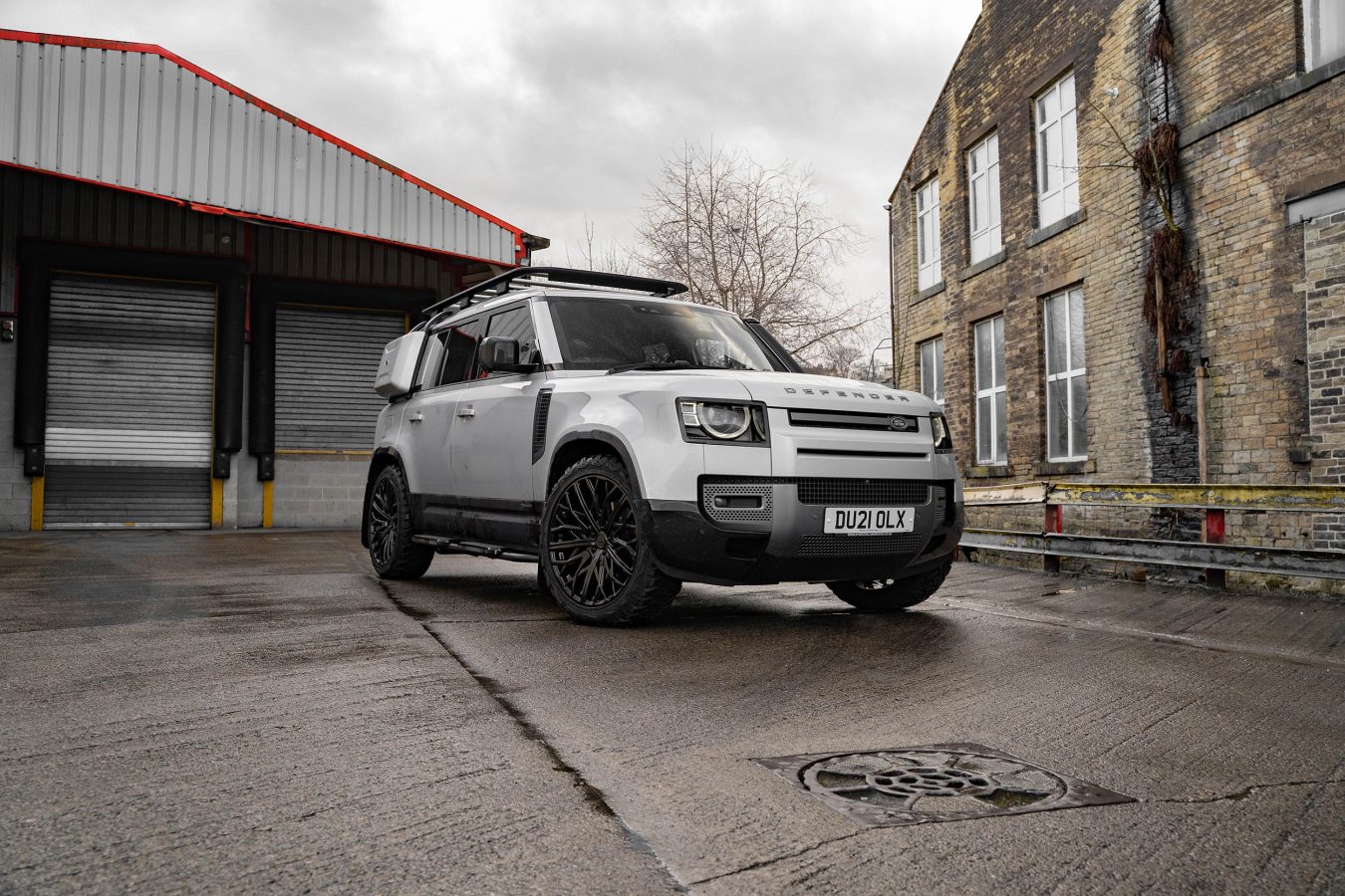 Land Rover Defender 110 Riviera RV131 GB