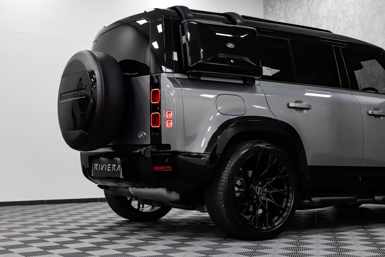 Land Rover Defender 110 Riviera RV197 Gloss Black