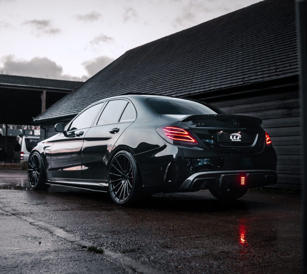 Mercedes C63 Saloon Riviera RF105