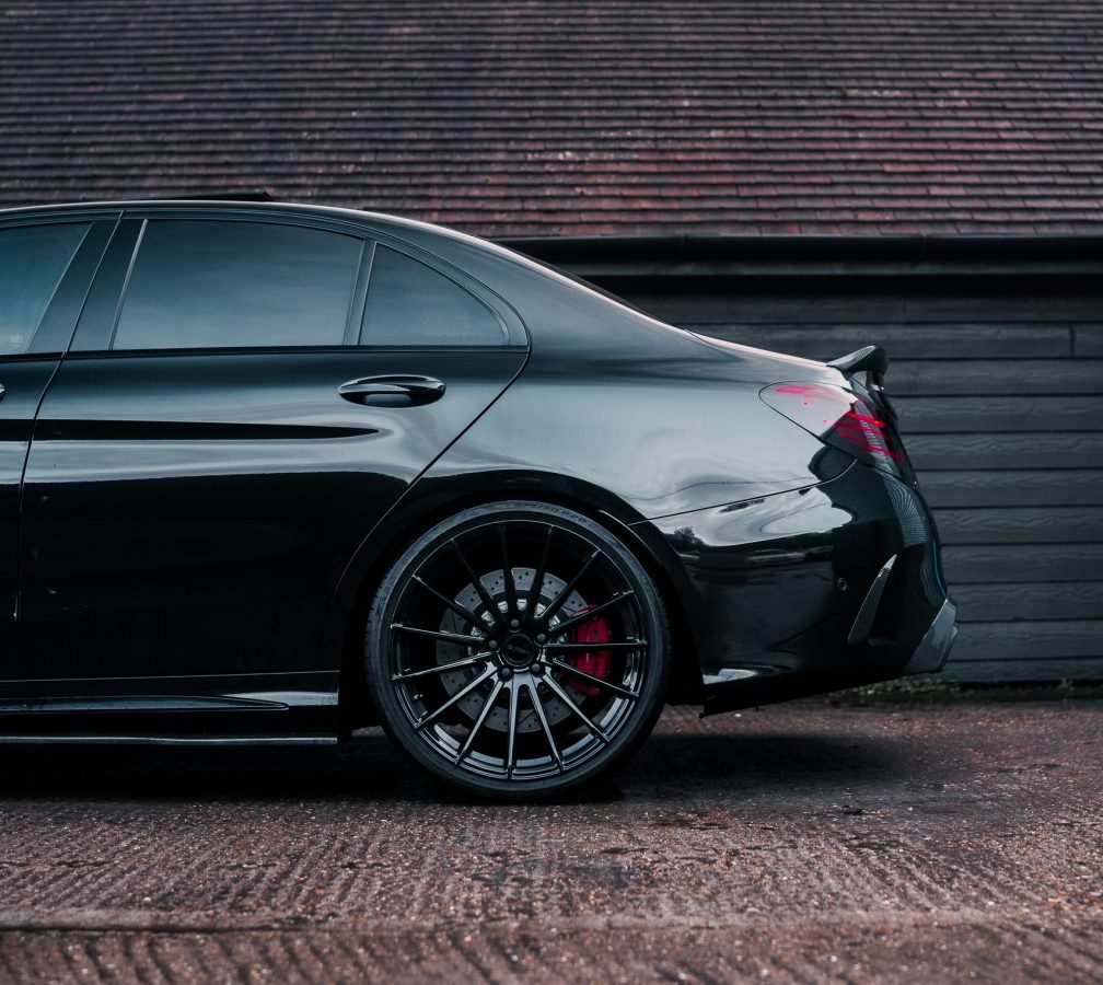 Mercedes C63 Saloon Riviera RF105