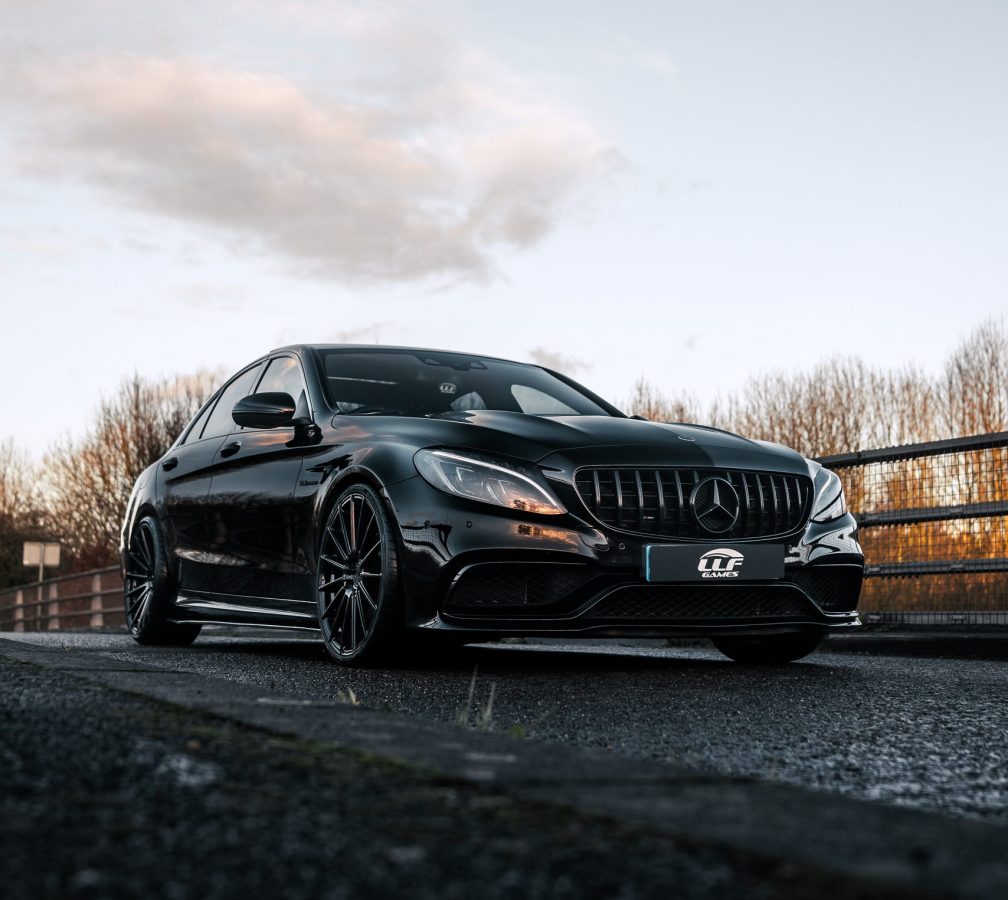 Mercedes C63 Saloon Riviera RF105