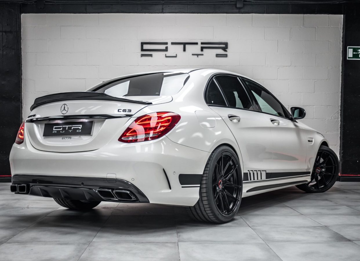 Mercedes C63 Saloon Riviera RF107 GB