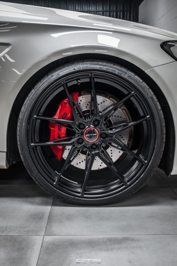 Mercedes C63 Saloon Riviera RF107 GB