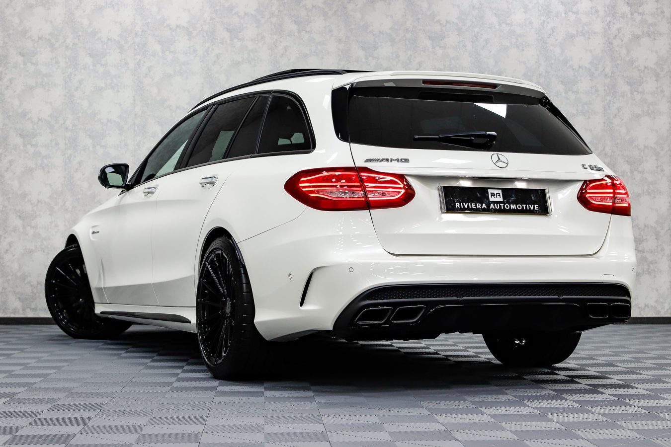 Mercedes C63s Estate Riviera RF105