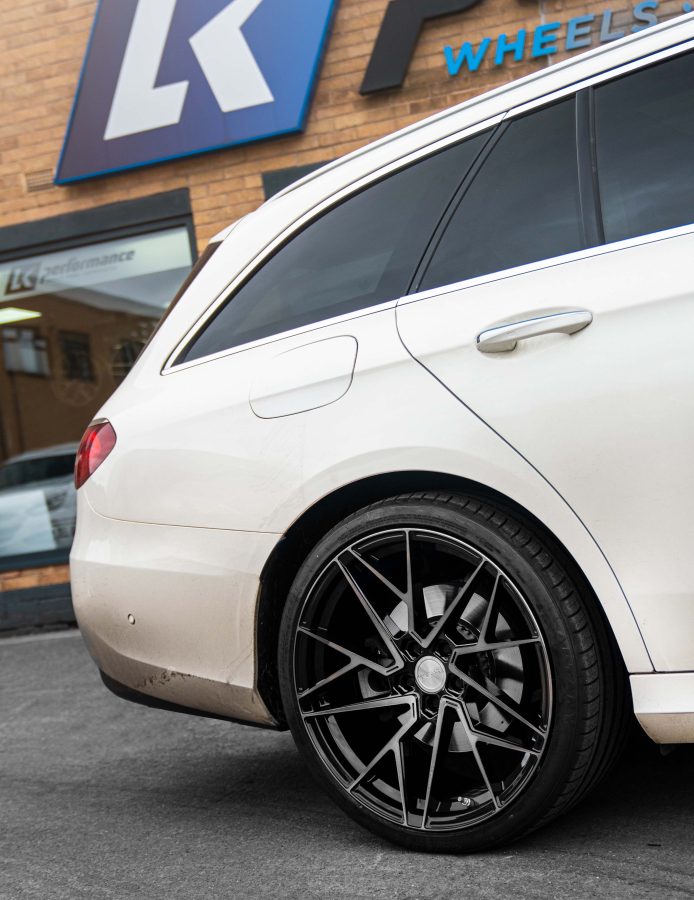 Mercedes E Class E400D 4 Matic AMG Riviera RF106 20 BPDT