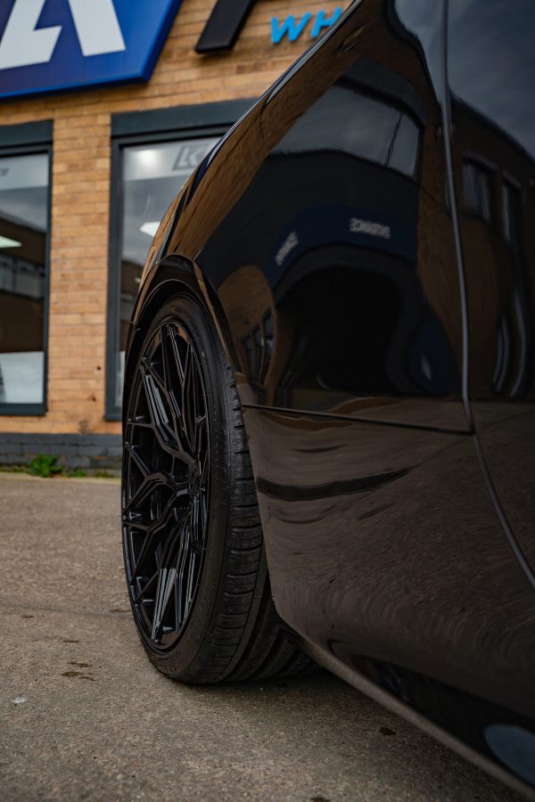 Mercedes E220D AMG Line Riviera RF108 Gloss Black