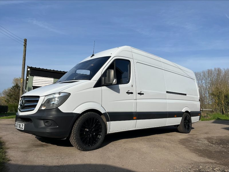 Mercedes Sprinter Riviera RTZ