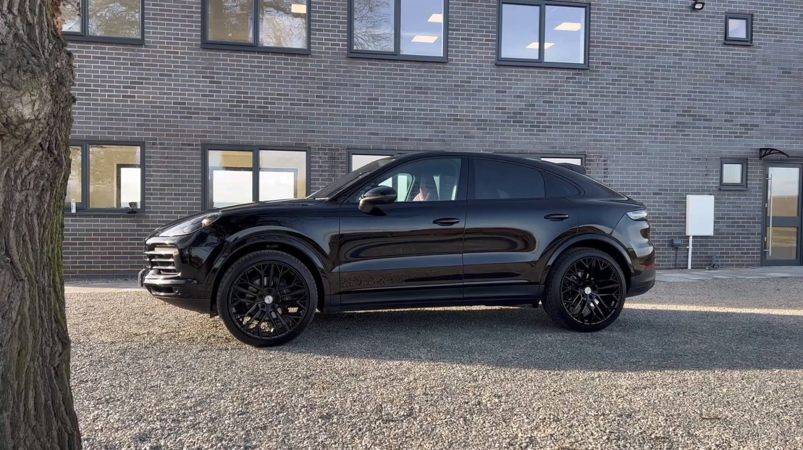 Porsche Cayenne 2019 Riviera RV198