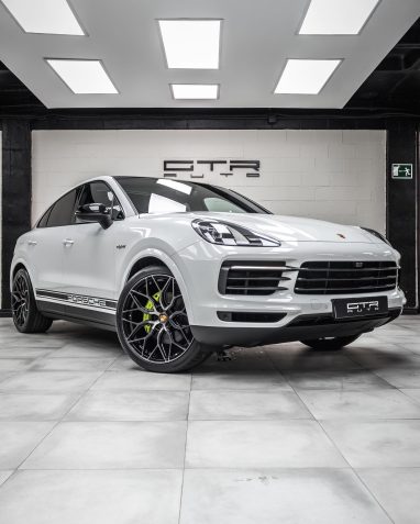 Porsche Cayenne Coupe E-Hybrid Riviera RF108