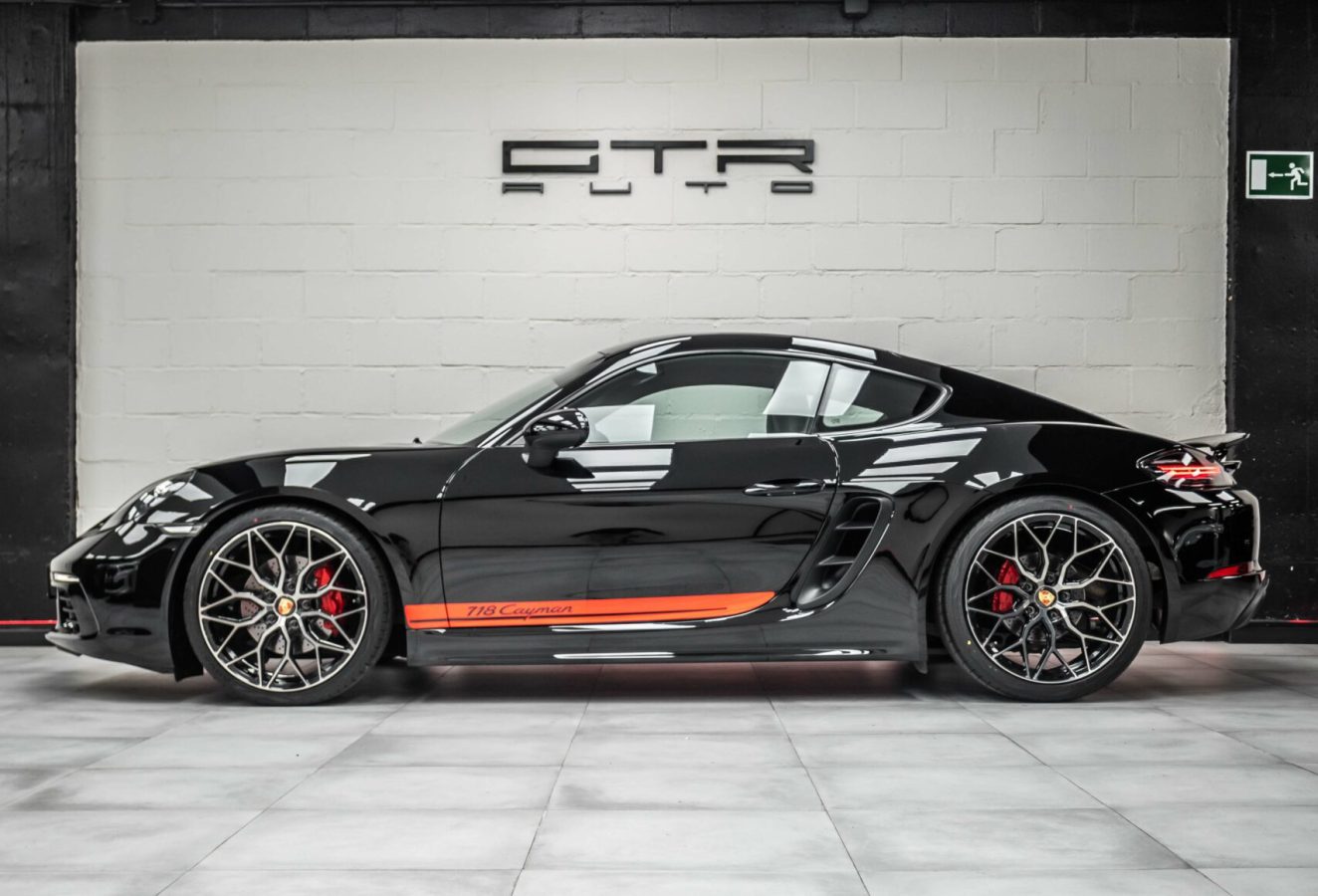 Porsche Cayman 718 Riviera RF108