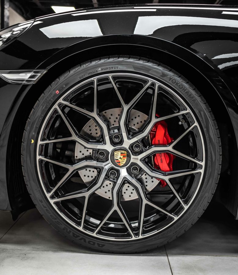 Porsche Cayman 718 Riviera RF108