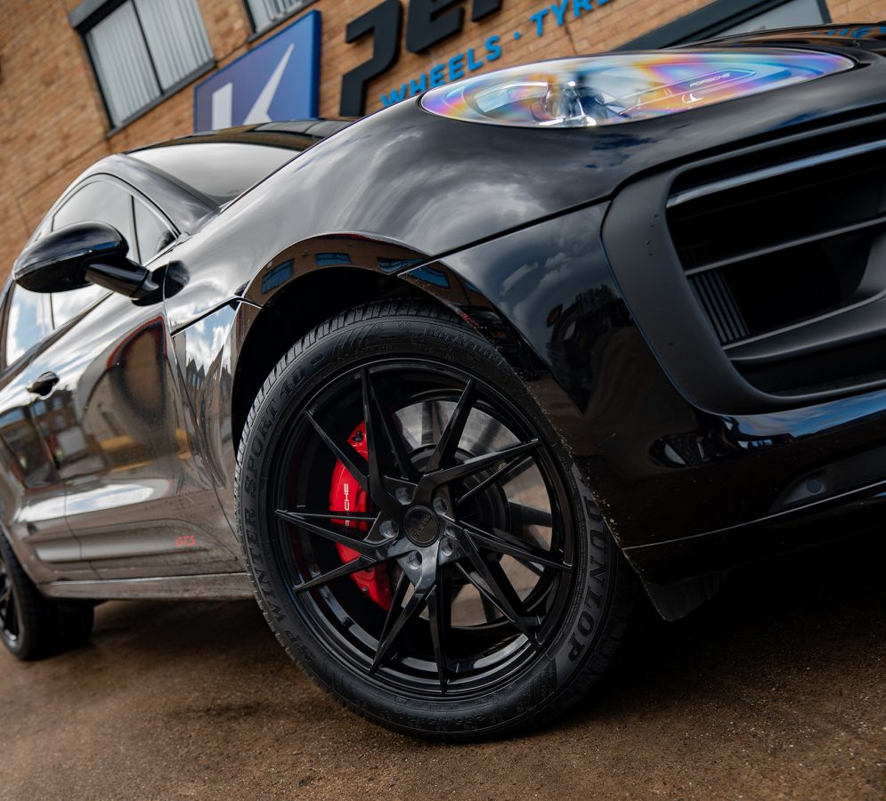 Porsche Macan Riviera RF109