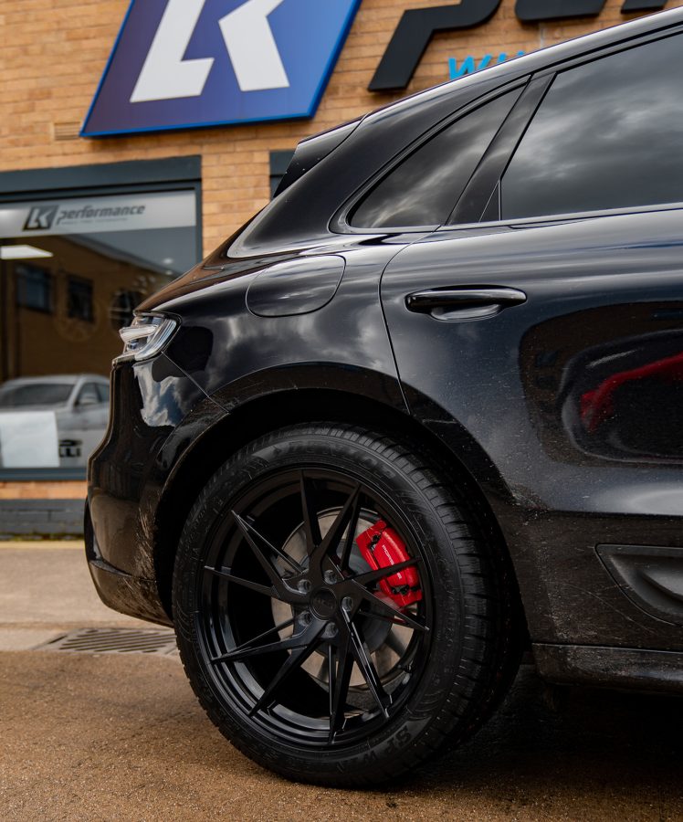 Porsche Macan Riviera RF109