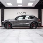 Porsche Macan Turbo Riviera RF108 Gloss Black