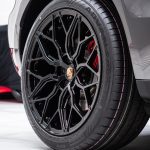 Porsche Macan Turbo Riviera RF108 Gloss Black