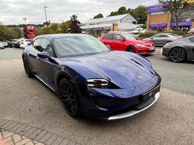 Porsche Taycan - 22x9 ET45 & 22x10_5 ET50 - Pre Drilled - Riviera RF108 BPDT